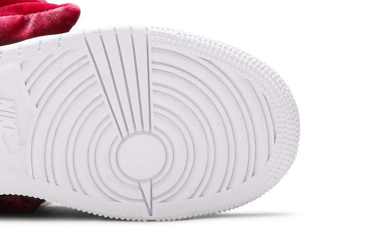 Кроссовки Air Jordan 1 Mid Bow XLD GS 'Noble Red'