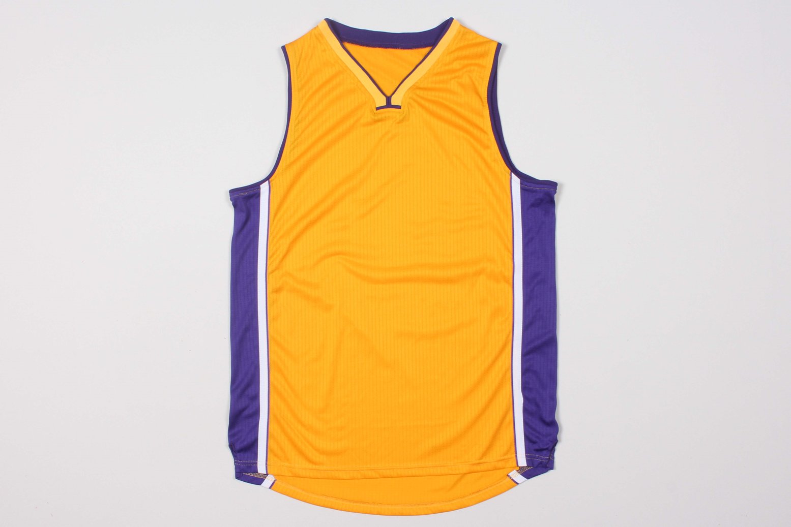 Basketbolnaya-forma-Los-Angeles-Lakers-15