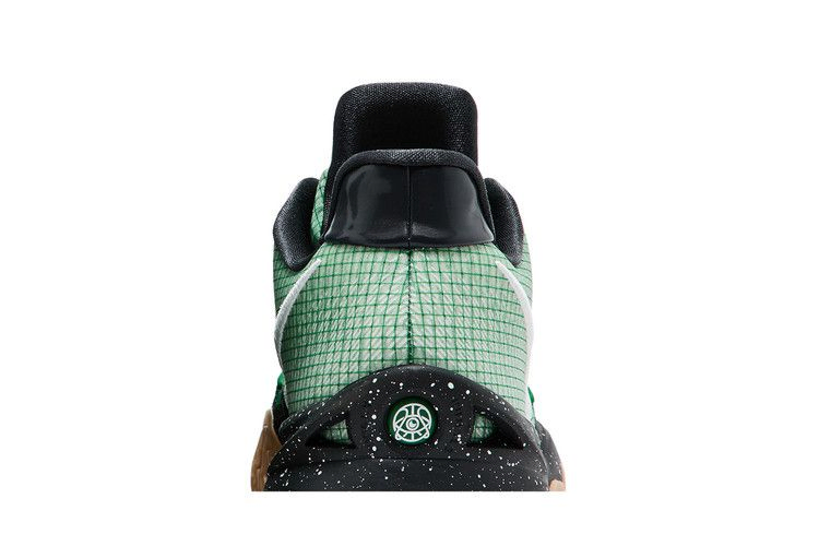 kyrie-low-4-academy-pine-green-gum-dm9842-300_06