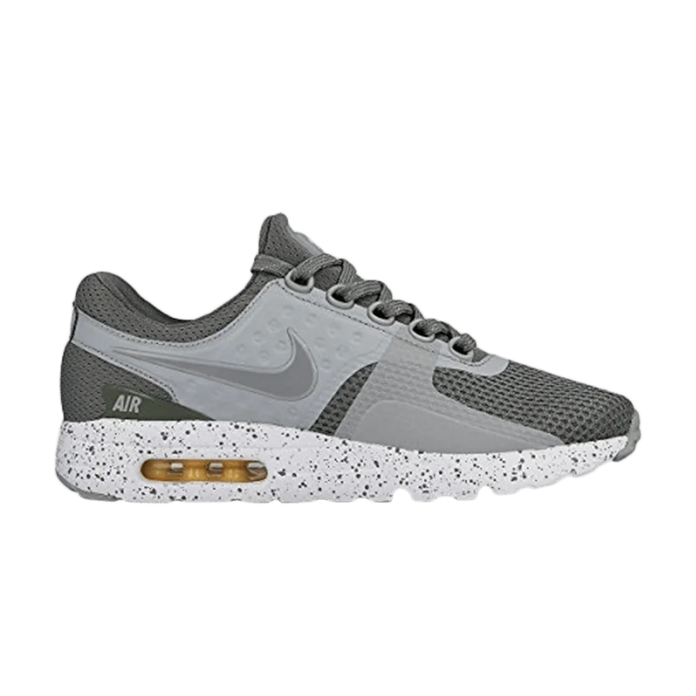 Krossovki-Nike-Air-Max-Zero-Premium-Tumbled-Grey