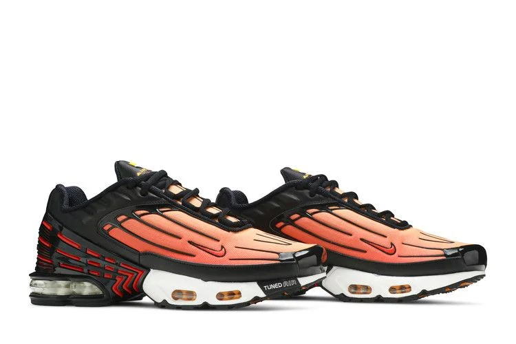 Krossovki-Nike-Air-Max-Plus-3-Tiger-7