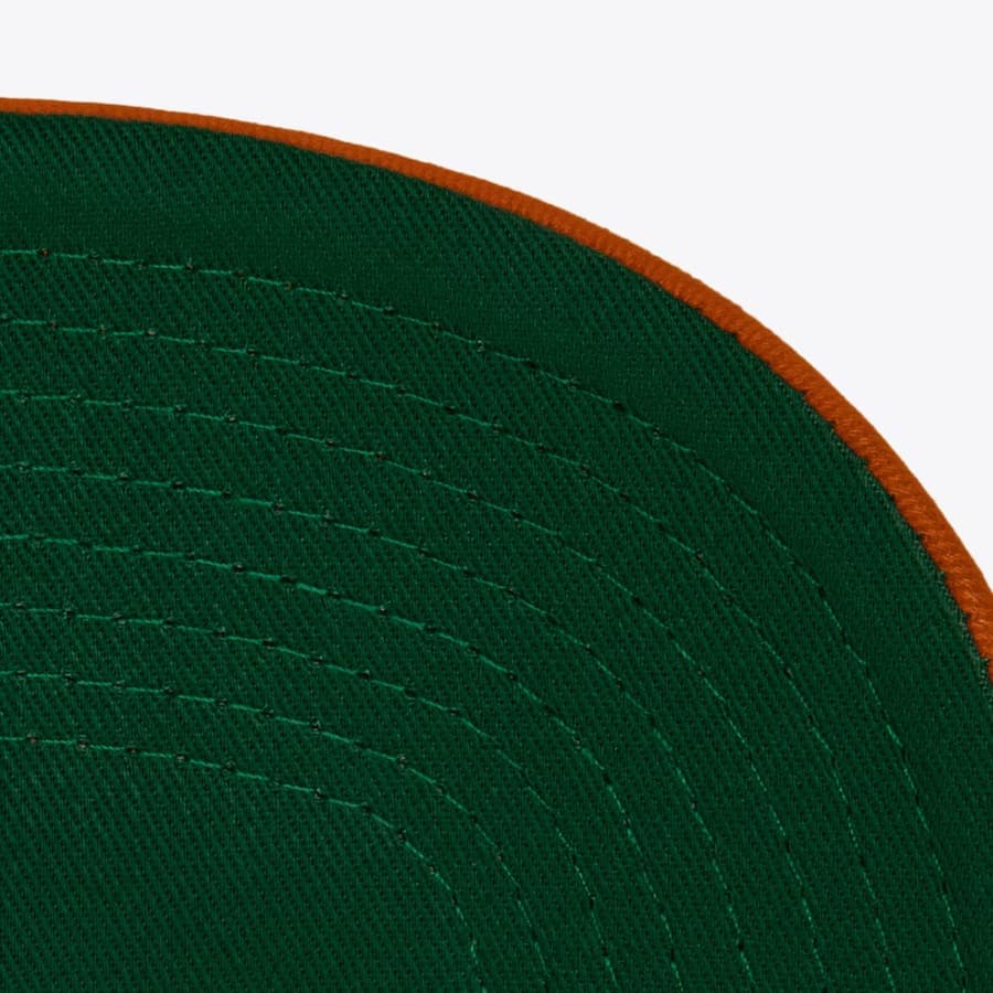 Бейсболка Mitchell & Ness White Clemson Tigers Vault Collection Tail Sweep Pro Snapback Hat