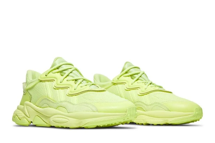 Krossovki-Adidas-Ozweego-Frozen-Yellow-7
