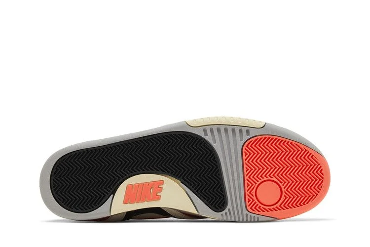 Krossovki-Nike-Air-Tech-Challenge-2-Hot-Lava-2024-3