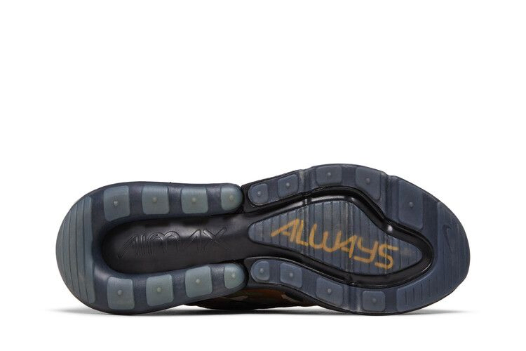 doernbecher-x-air-max-270-freestyle-bv7112-001_03