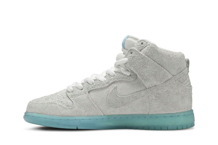 dunk-high-sb-chairman-bao-313171-114_02