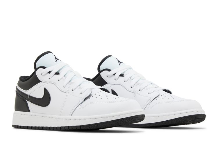 air-jordan-1-low-gs-white-black-553560-132_07