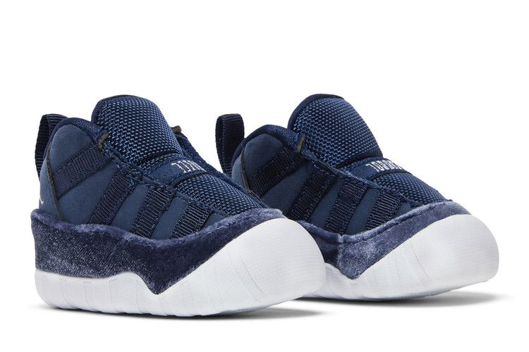 air-jordan-11-retro-cb-navy-velvet-fb1968-441_07