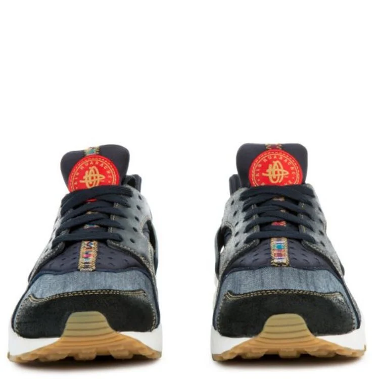 Krossovki-Nike-Air-Huarache-Run-SE-Afro-Punk-1