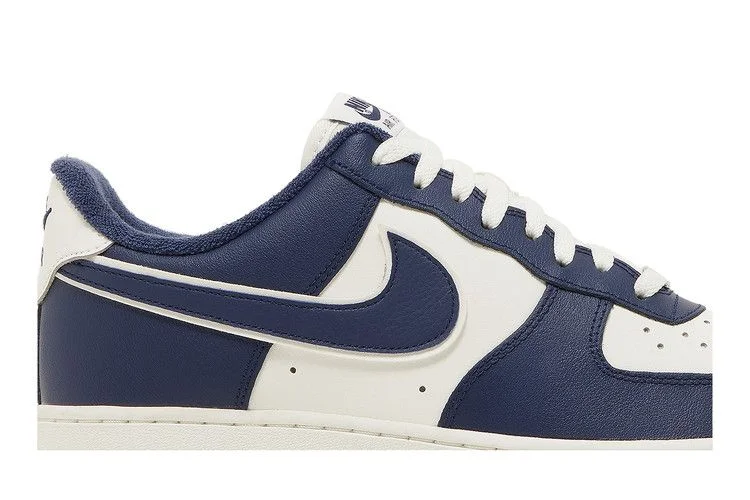 Krossovki-Nike-Air-Force-1-07-LV8-College-Pack-Midnight-Navy-1