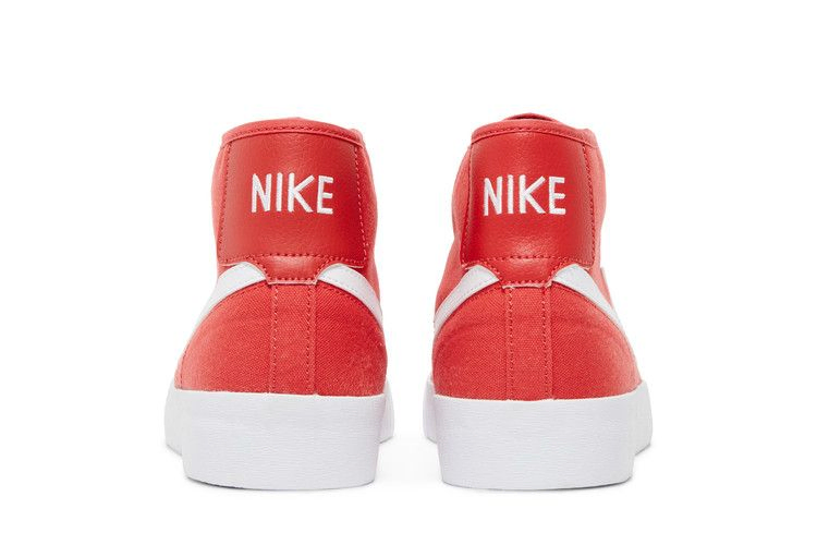 blazer-court-mid-sb-lobster-dc8901-600_05