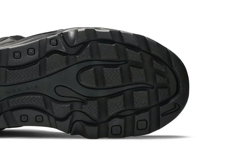 Krossovki-Nike-Air-Bakin-Posite-Triple-Black-4
