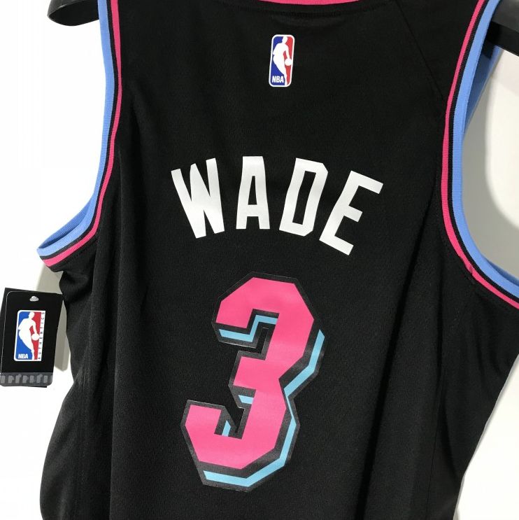 2018-19-Dwyane-Wade-Miami-Heat-3-City-Edition-Black-4