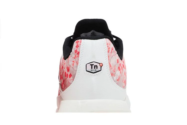 Krossovki-Nike-Air-Max-Plus-Golf-The-Masters-Azalea-Pack-6