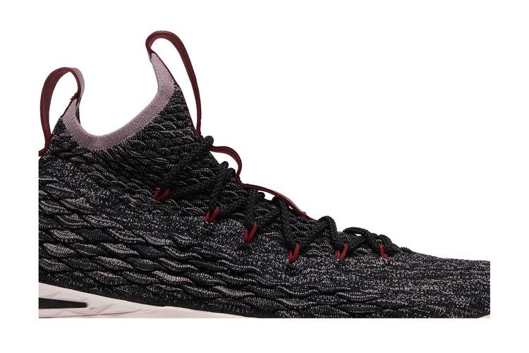 Кроссовки Nike LeBron 15 'Pride of Ohio'