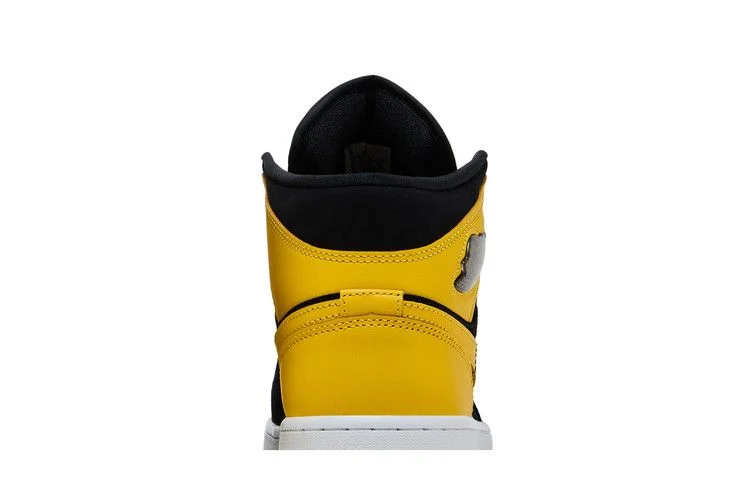 Кроссовки Air Jordan 1 Mid SE 'New Love' 2025