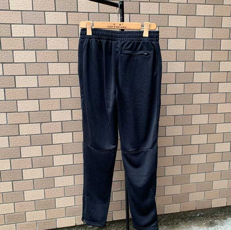 NBA-Teams-Black-Sweatpants-12