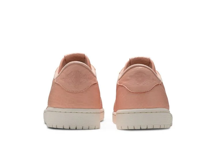 Krossovki-Air-Jordan-1-Retro-Low-Swooshless-Arctic-Orange-5