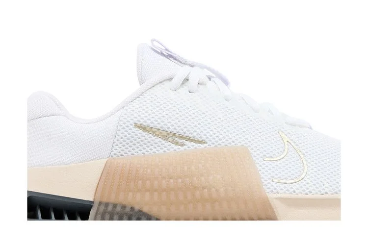 Кроссовки Nike Wmns Metcon 9 'White Gold Sanddrift'