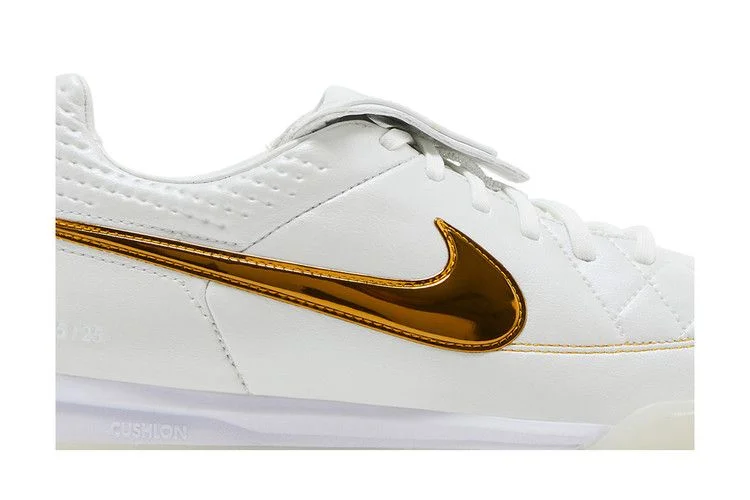Кроссовки Ronaldinho x Nike Tiempo Legend 'Touch of Gold'