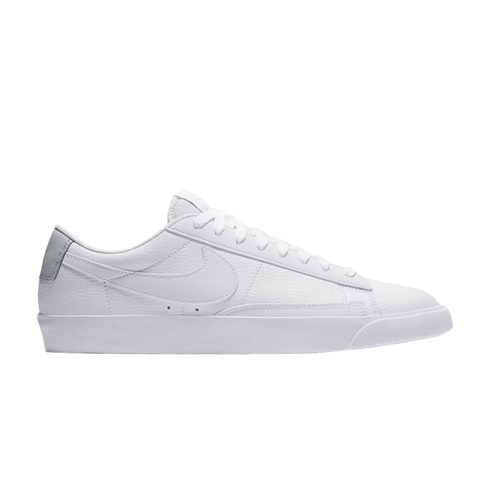 Krossovki-Nike-Blazer-Low-LX-Pure-Platinum