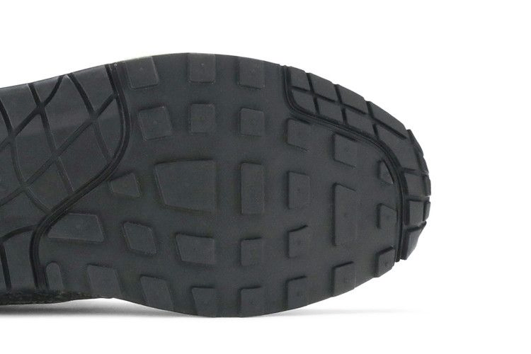 wmns-air-max-1-se-881101-100_04