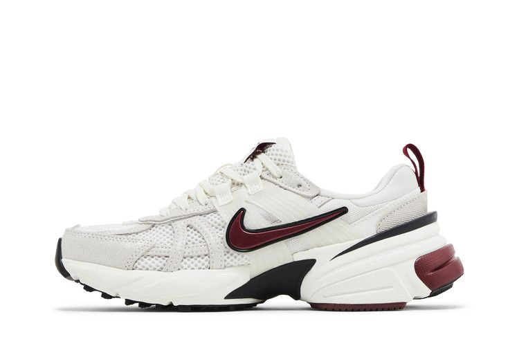 Кроссовки Nike Wmns V2K Run SE 'White Black Team Red'