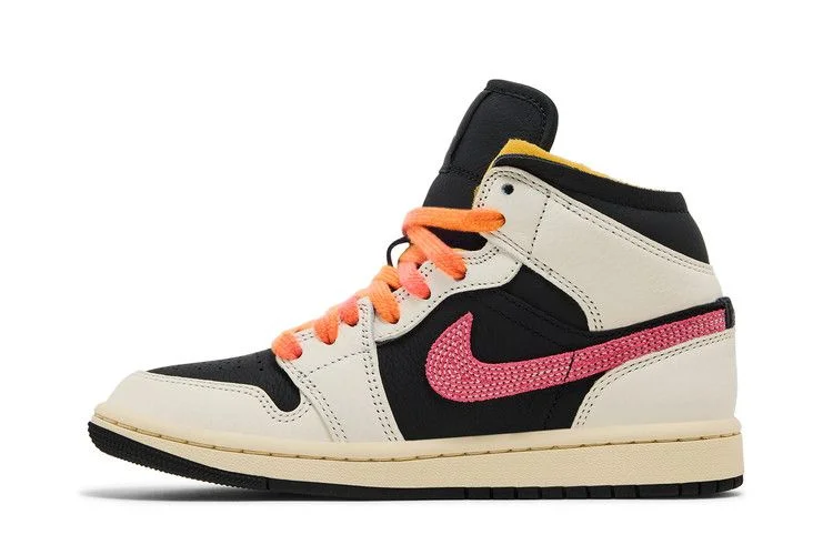 Кроссовки Wmns Air Jordan 1 Mid SE Edge 'Flight Club'