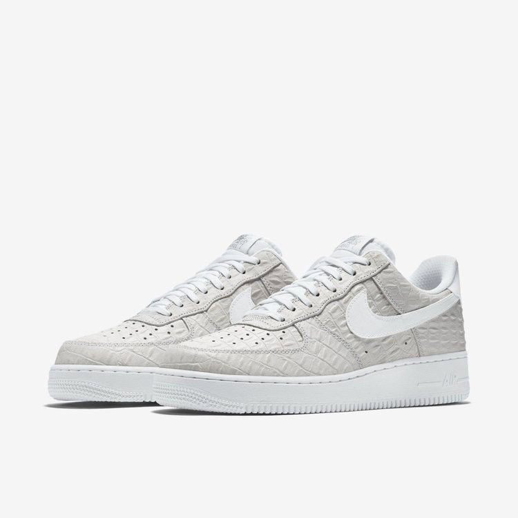 Кроссовки Nike Air Force 1 Low '07 LV8 'White'