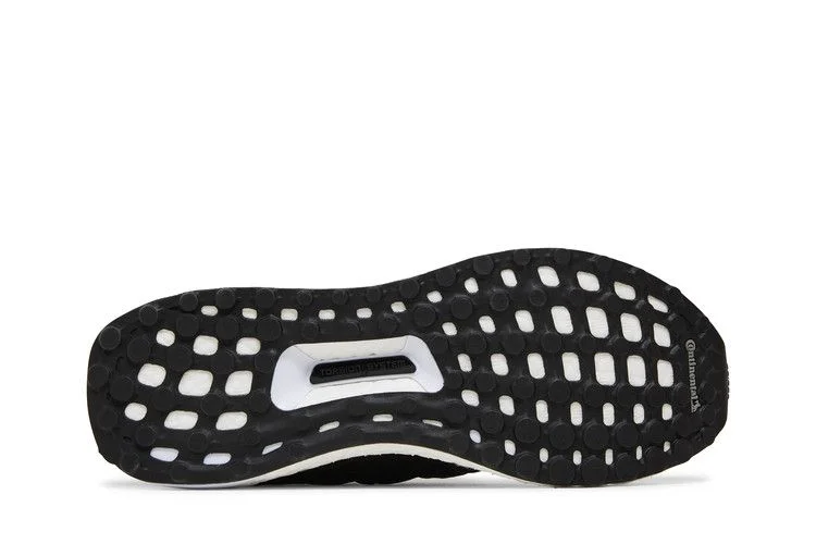 Кроссовки Adidas UltraBoost DNA 'Animal Pack - Croc'