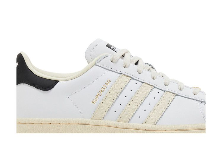 Кроссовки adidas Superstar 'Debossed Stripes - Wonder White Black'