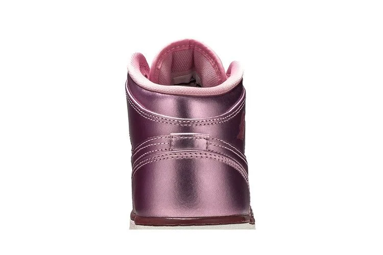 Кроссовки Air Jordan 1 Mid SE GS 'Pink Rose'