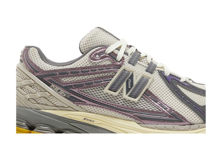 Кроссовки New Balance 1906R 'Licorice'