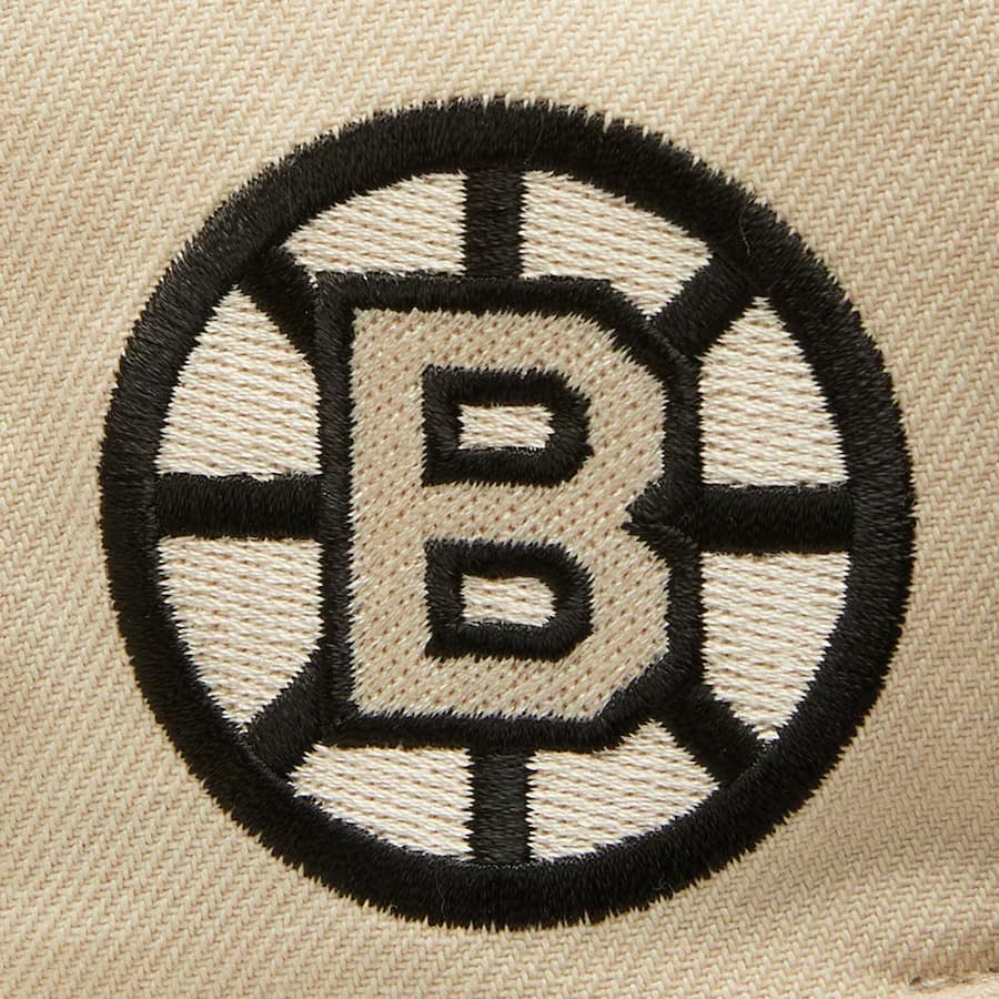 Mitchell-Ness-Cream-Black-Boston-Bruins-Vintage-Logo-Snapback-Hat-2