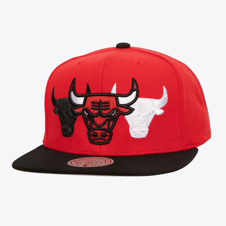 Mitchell-Ness-Red-Chicago-Bulls-Triple-Up-Snapback-Hat