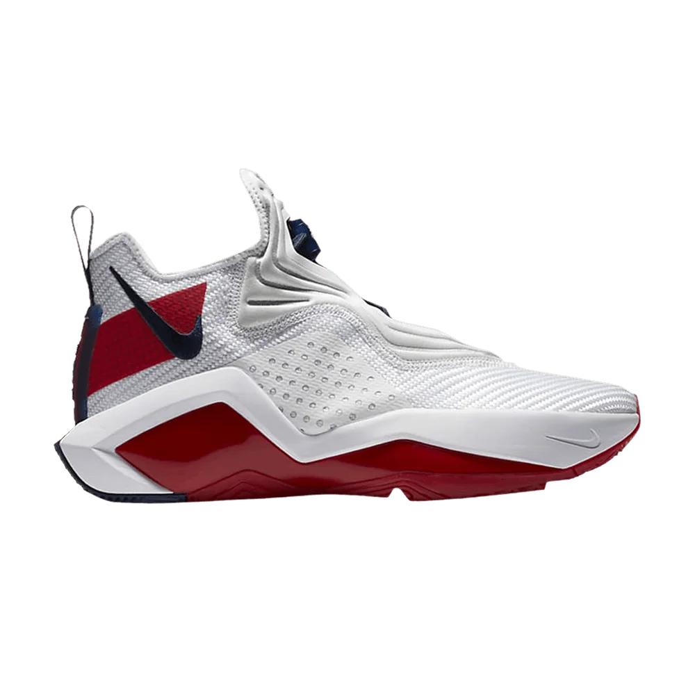 Кроссовки Nike LeBron Soldier 14 'USA'