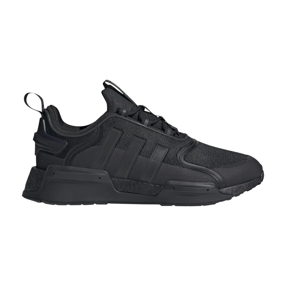 Krossovki-adidas-NMD_V3-Triple-Black