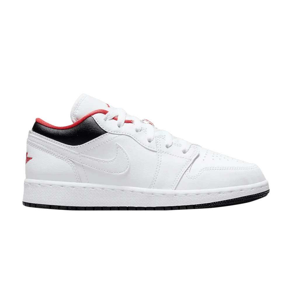 Krossovki-Air-Jordan-1-Low-GS-Chicago-Home