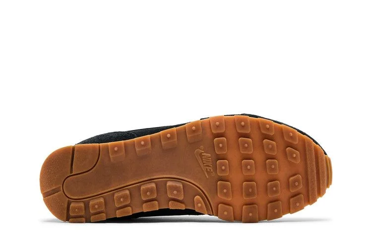 Кроссовки Nike Wmns MD Runner 2 SE 'Black Gum'