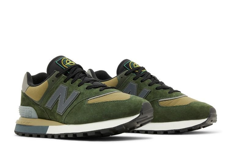 stone-island-x-574-legacy-dark-green-u574lgil_07