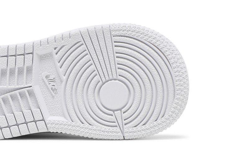 air-jordan-1-mid-td-triple-white-640735-130_04