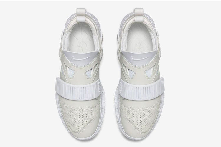 free-huarache-carnivore-sp-801759-110_02