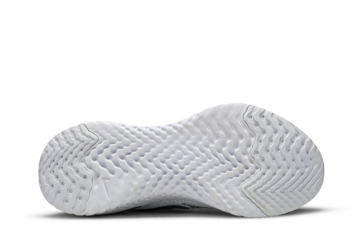 wmns-epic-react-flyknit-2-oreo-bq8927-102_03