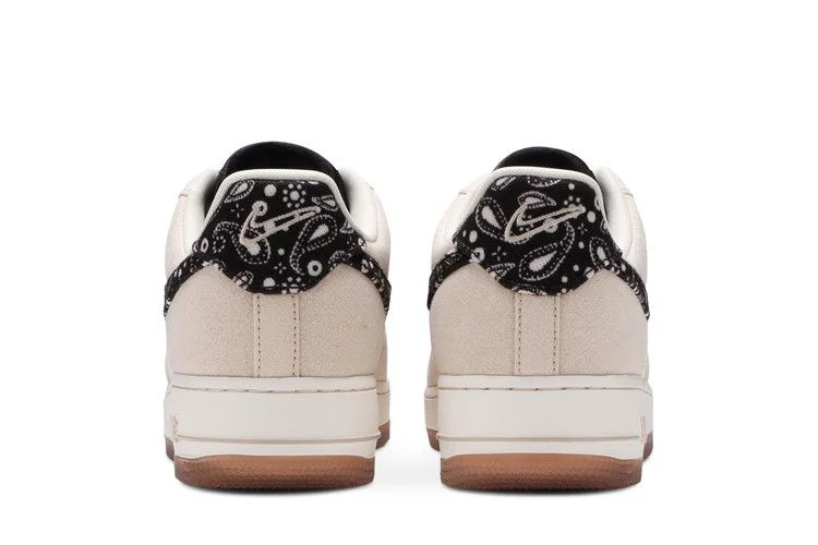 Кроссовки Nike Air Force 1 '07 LV8 'Paisley Swoosh'