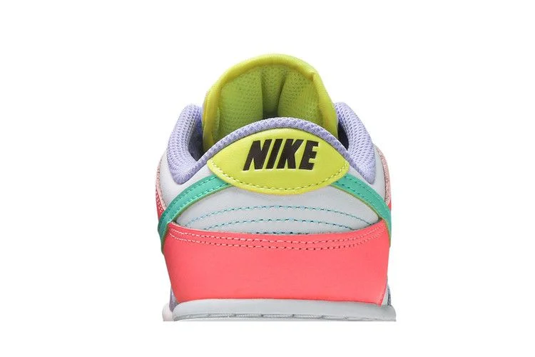 Krossovki-Nike-Wmns-Dunk-Low-SE-Candy-9