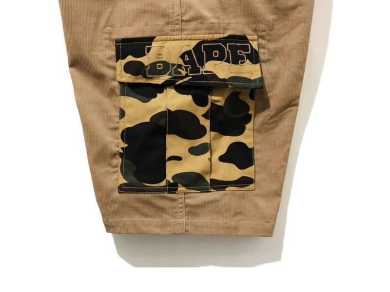 Спортивные шорты BAPE 1st Camo Corduroy Wide 6Pocket Shorts Beige