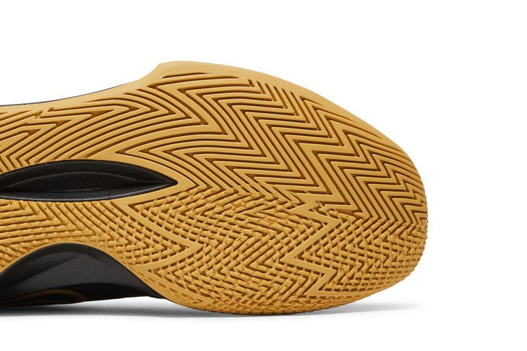 Кроссовки Nike Precision 6 'Black Metallic Gold'