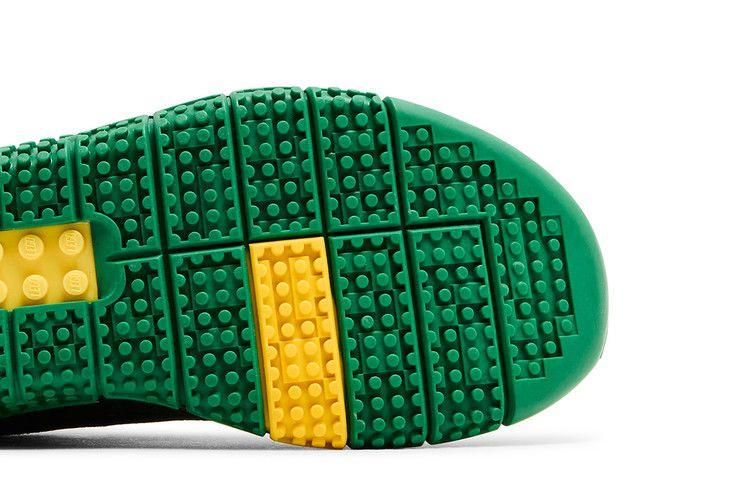 Кроссовки LEGO x adidas Sport J 'Black Green'