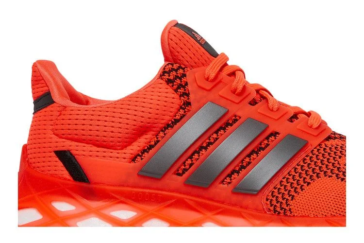 Krossovki-adidas-Ultraboost-Web-DNA-Solar-Red-1