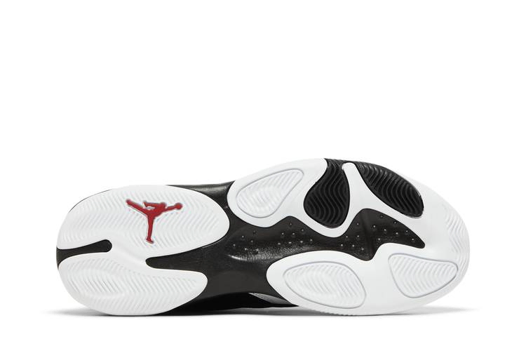 jordan-max-aura-4-black-gym-red-dn3687-061_03